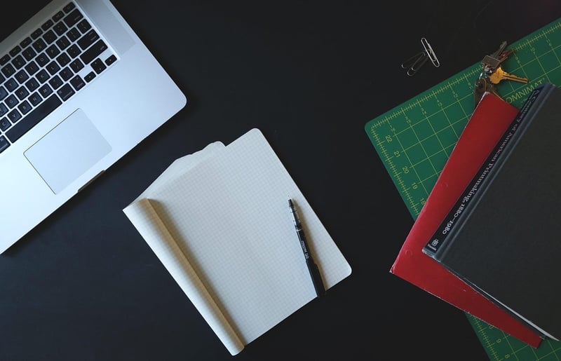 Comment fidéliser ses premiers clients en startup : le guide qui change tout